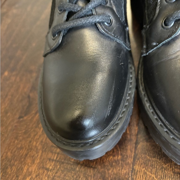 Steve Madden lace up combat boots size 7.5 - Picture 4 of 6